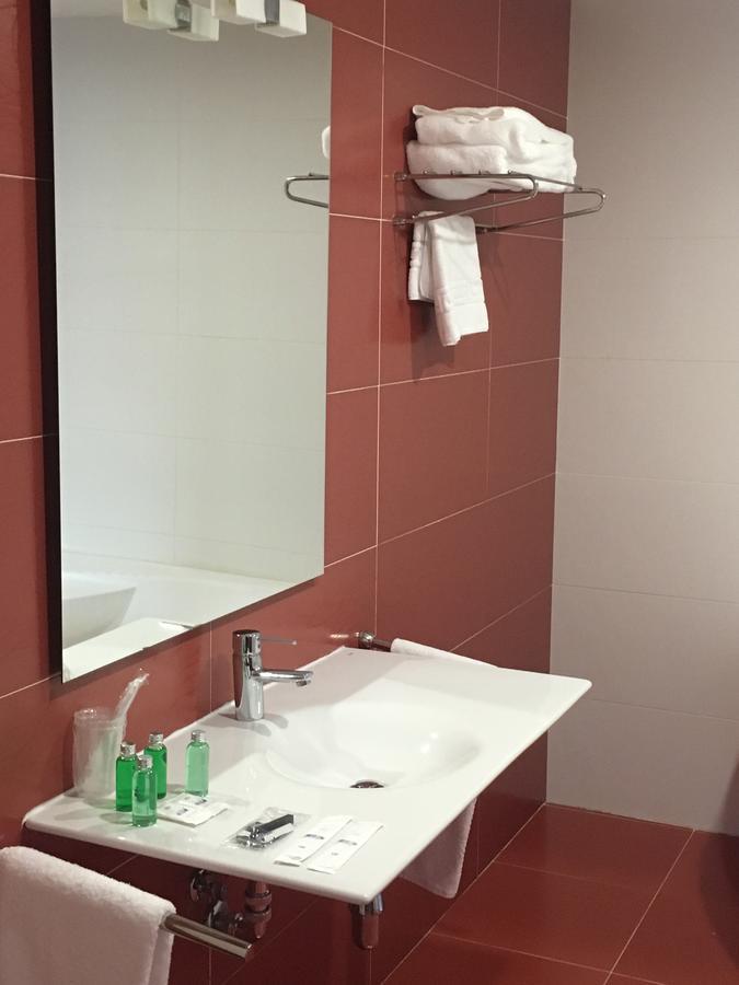 Hotel Ril Burela Εξωτερικό φωτογραφία