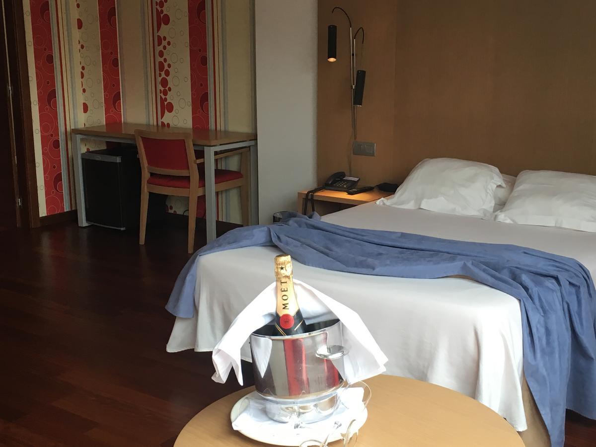 Hotel Ril Burela Εξωτερικό φωτογραφία